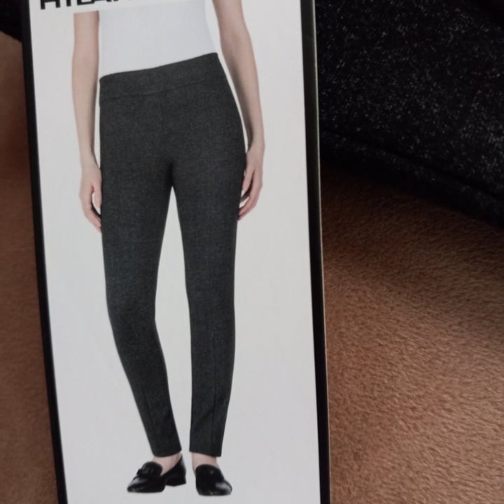 NEW  Hilary Radley Medium